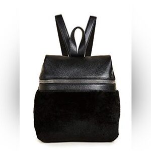 EUC KARA- Small Backpack in Black Shearling and Pebbled Leather.